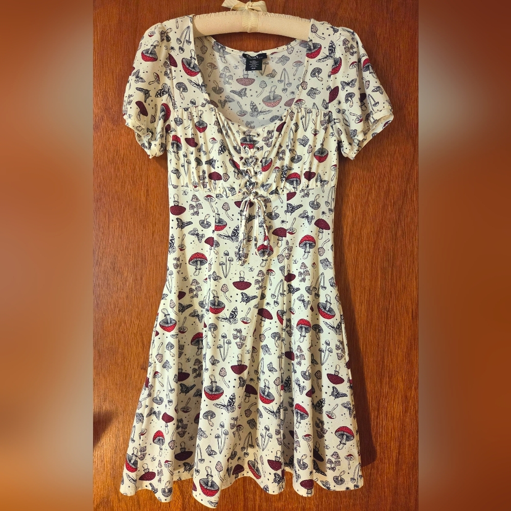 Thorn & Fable Mushroom-Print Short Sleeve Dress